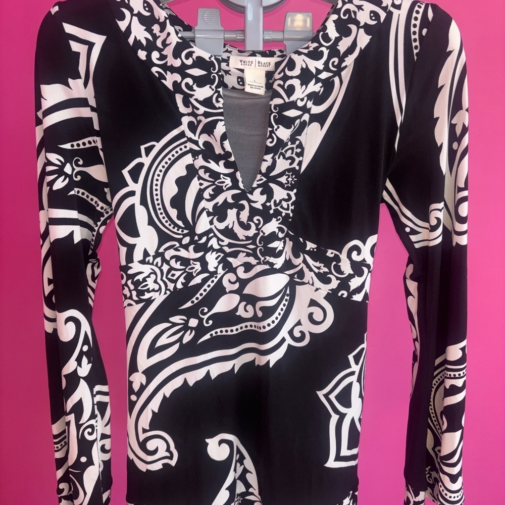 White House Black Market ladies paisley print long sleeve blouse MSRP $128 - Picture 3 of 7